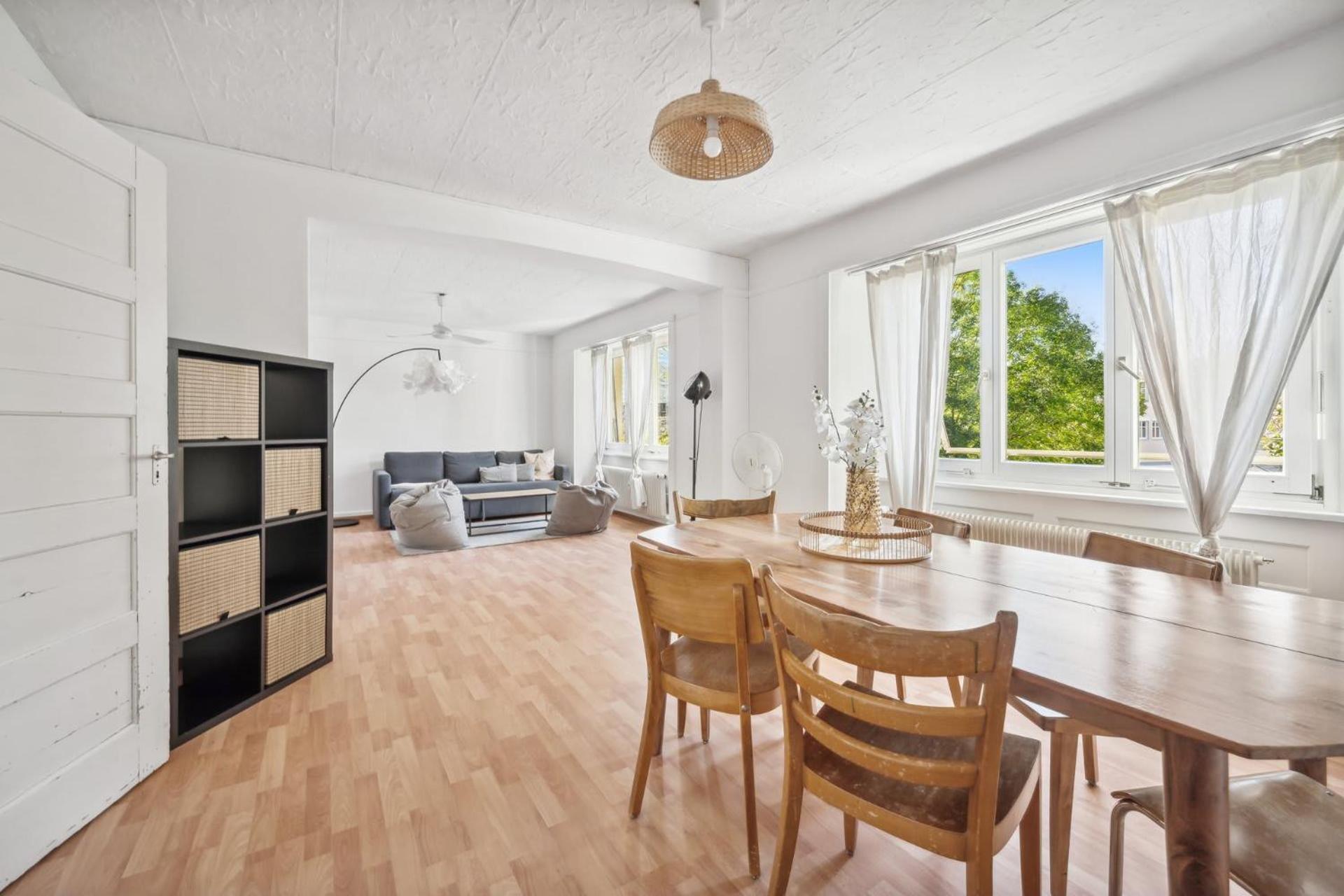 Homey Comfort In Oerlikon Zurich Exterior photo